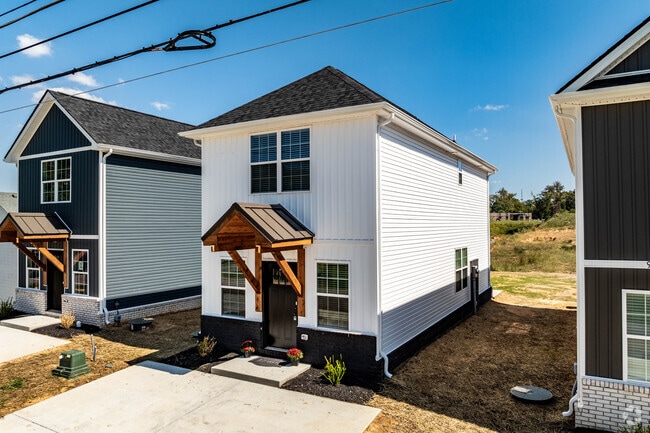Building Photo - Martin Street Villas