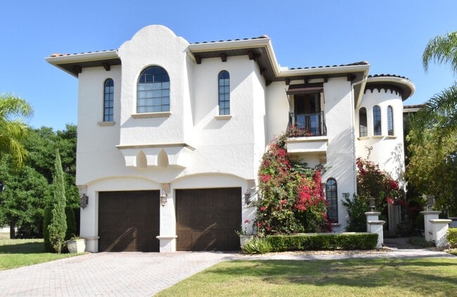 Building Photo - 4 br, 4.5 bath House - 779 Stephens Pass Cove