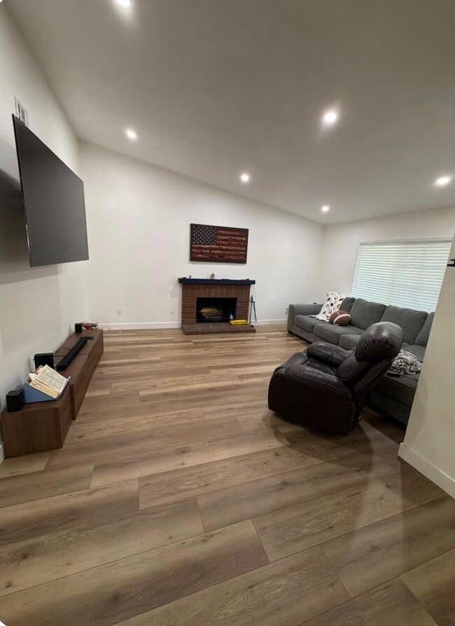 Foto del edificio - 2509 E Canterbury Trail
