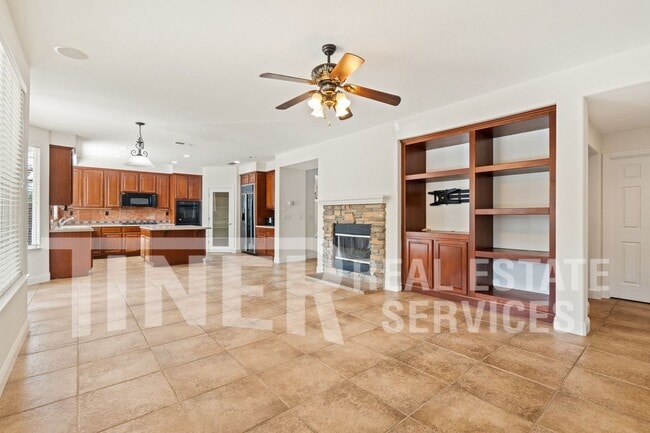 Building Photo - 1400 Barnwood Ln