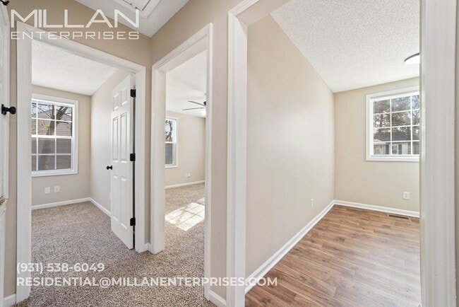 Foto del edificio - Charming Single Family Home Featuring Spacious Floor Plan and Eat-In Kitchen - Enjoy Your First M...