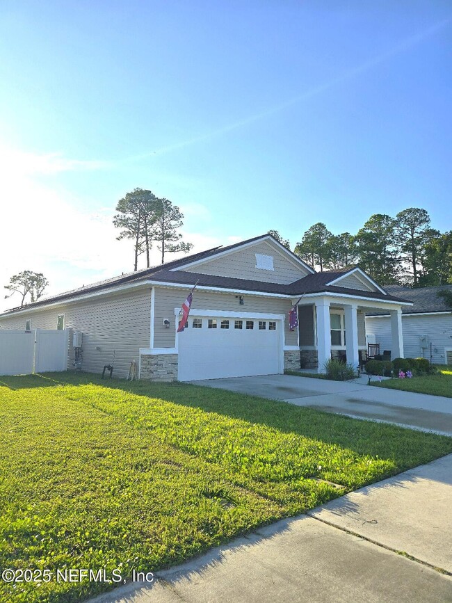 Building Photo - 12284 Peanut Ct