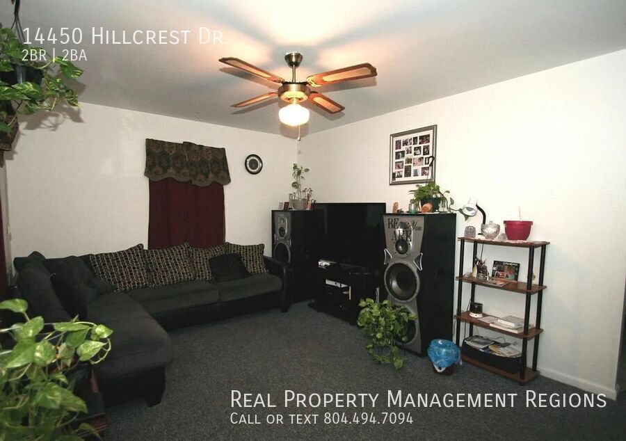 Primary Photo - For Rent: Charming and Affordable Duplex i...