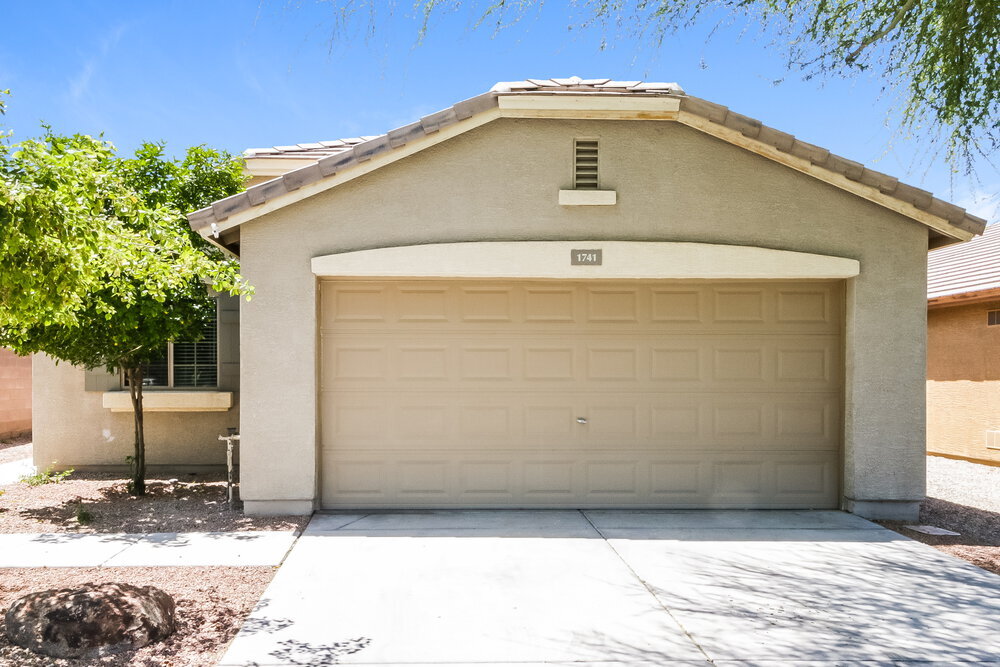 Primary Photo - 1741 W Desert Mountain Dr