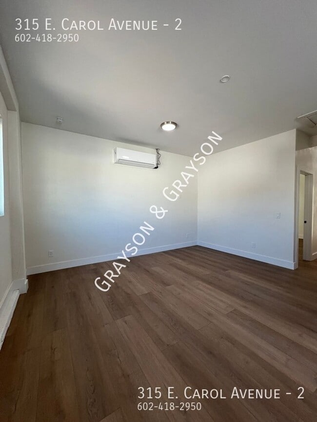 Foto del edificio - 315 E Carol Ave
