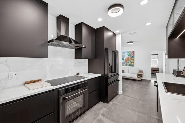 Photo - 2720 NE 59th St House