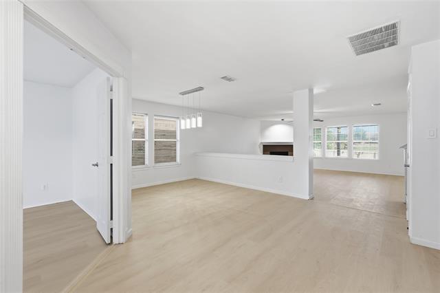 Building Photo - 417 Niagara Falls Dr