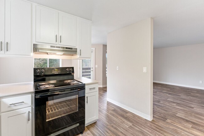 Foto del edificio - Huge 2 Bedroom For a Great Price!! One Month Free!