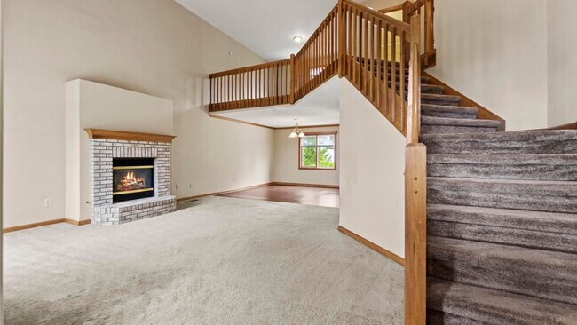 Building Photo - 811 Ivy Creek Cove