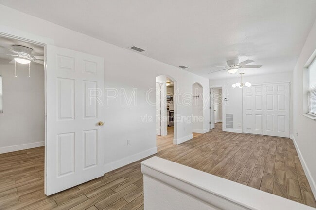 Photo - 6905 1/2 North Duncan Avenue Townhome