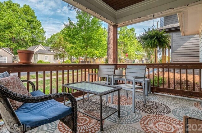 Foto del edificio - 1832 Pegram St