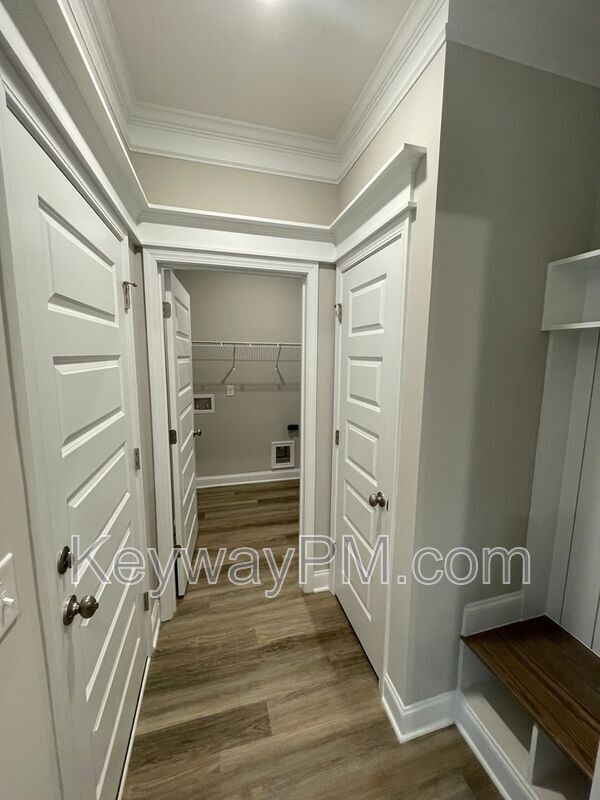 Foto del edificio - 8057 Kinsale Ave SE