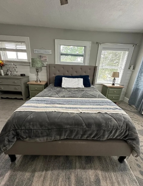 Building Photo - 2212 Bertha St