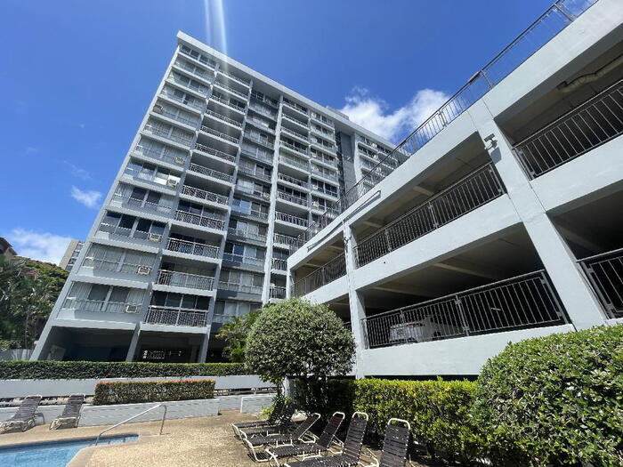 Primary Photo - PUNAHOU TOWER 2/2/1 sec, W/D, pool, gym, s...