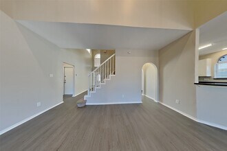 Building Photo - 1113 Merribrook Ln