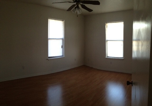 Foto del edificio - 10415 Trimmier Rd