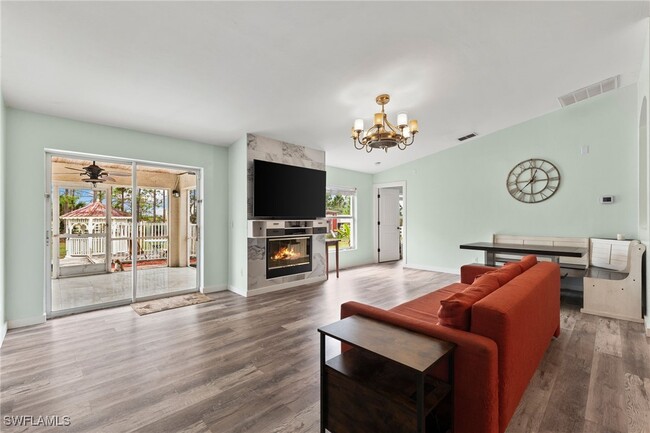 Foto del edificio - 4420 43rd Ave NE