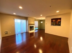 Foto del edificio - 200 Falls Blvd
