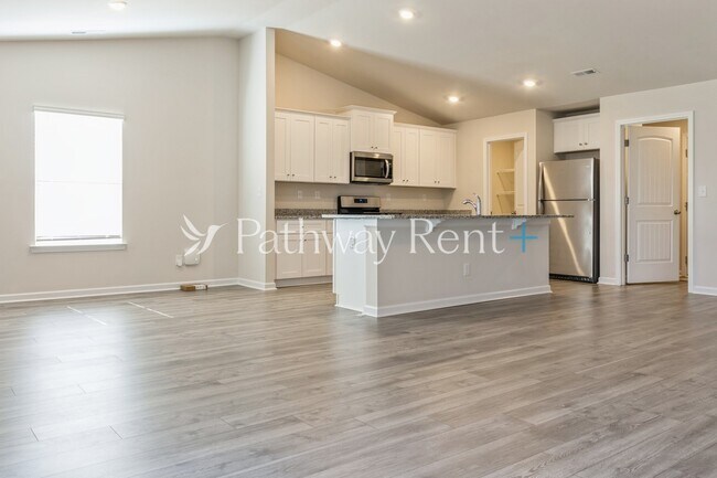 Building Photo - 2315 Alberto Dr