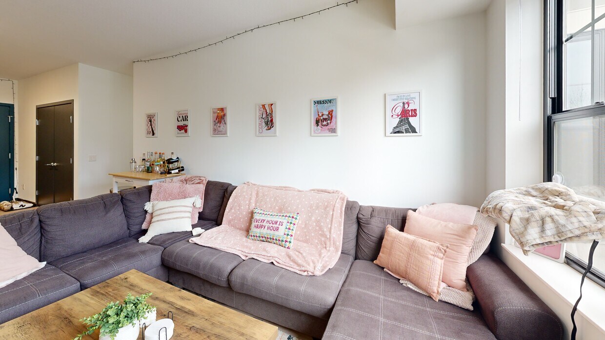 Photo - Marshall at Finn Apartments