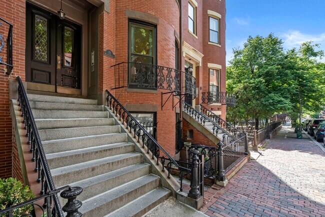 Foto del edificio - 77 Waltham St