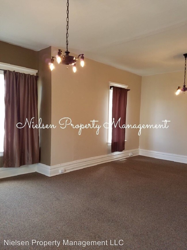 Foto del edificio - 2 br, 1 bath House - 119 East 5th Street
