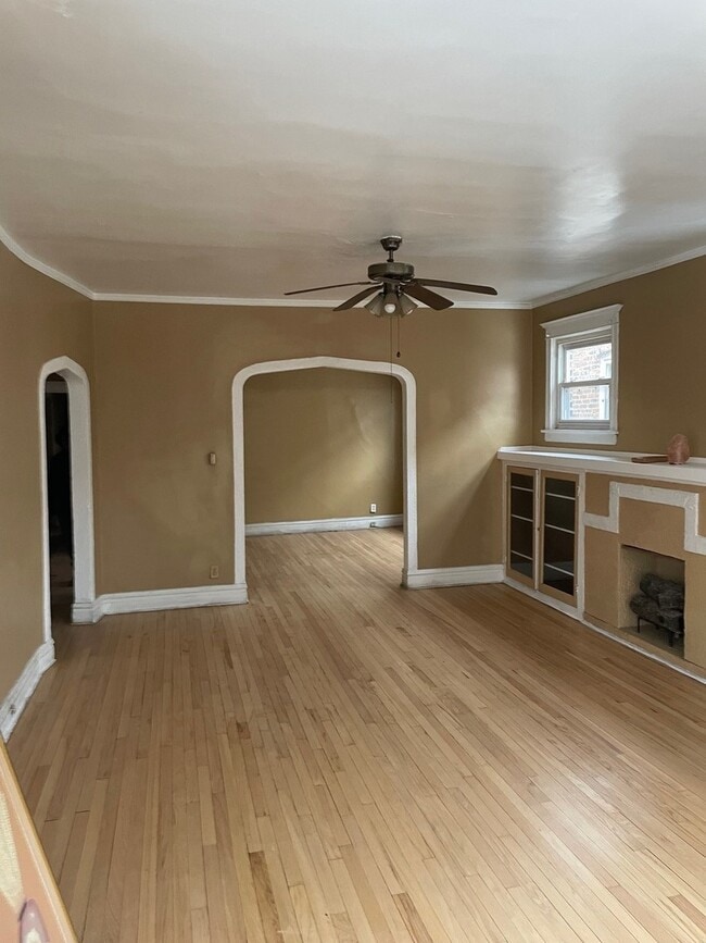 Foto del edificio - 7521 S Yale Ave