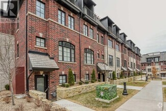 Building Photo - 35-135 Lunar Cres