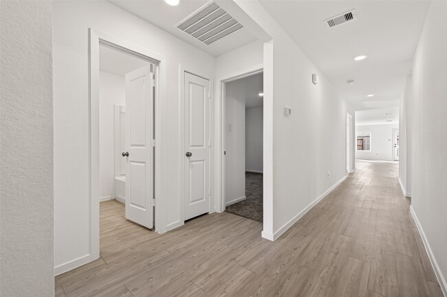 Foto del edificio - 29055 Rolling Tundra Wy