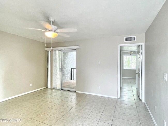 Foto del edificio - 3314 N 68th St