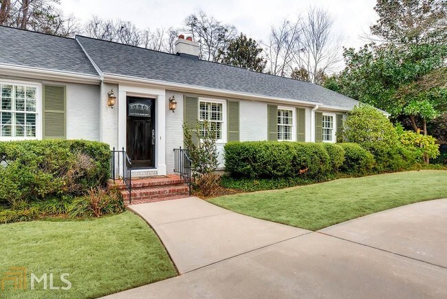 Foto del edificio - 15 Putnam Dr NW