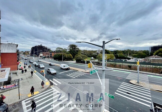 Foto del edificio - 936 4th Ave
