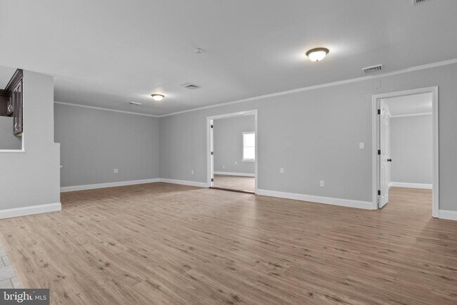 Foto del edificio - 24 Lavender Ln