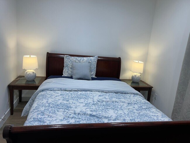 Foto del edificio - 9057 Forbes Ave