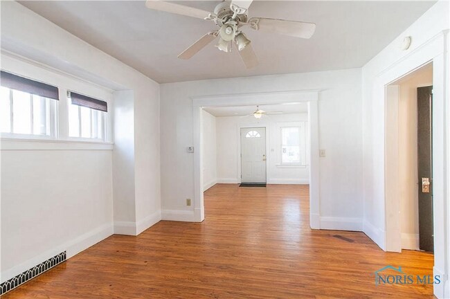 Foto del edificio - 1715 Perth St