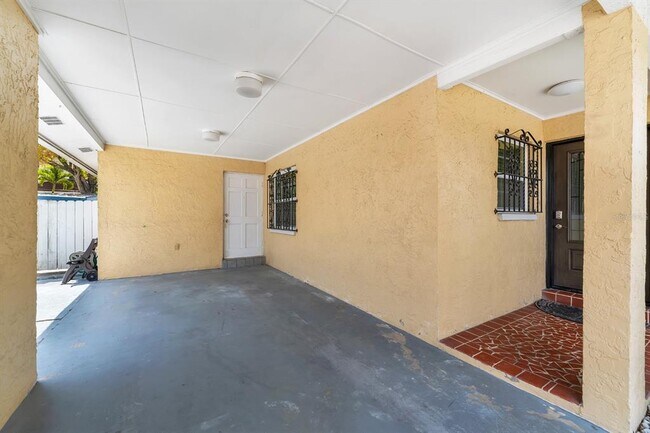Foto del edificio - 3312 W Braddock St