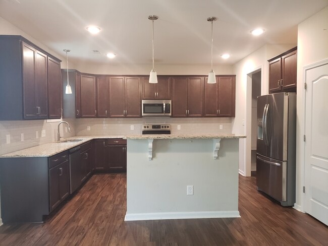 Foto del edificio - 169 Chatfield Dr.