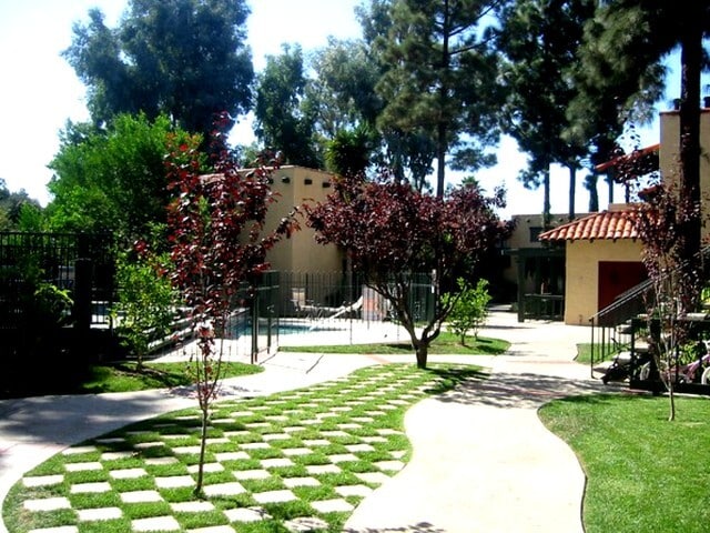 Gated Community - 1060 Vale Terrace Dr