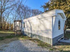 Building Photo - 1810 Vales Mill Rd