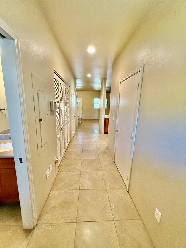 Building Photo - Pulewa at Mehana – 3 Bedroom / 2.5 Bath / ...