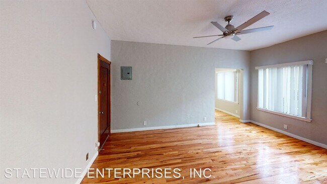 Building Photo - 5356 Lexington Ave