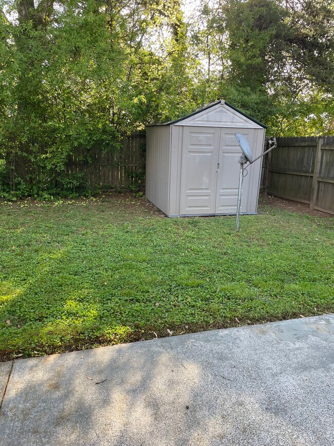 Foto del edificio - 1029 Windy Oaks Ct SE