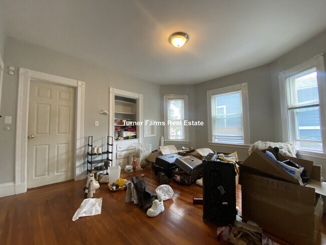 Building Photo - 173 Rindge Ave