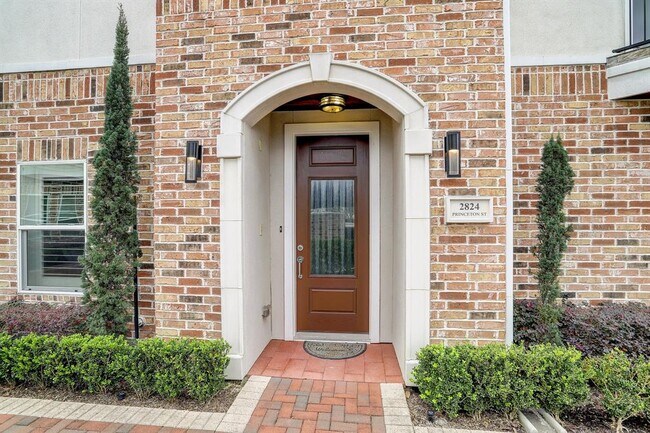Foto del edificio - 2824 Princeton St