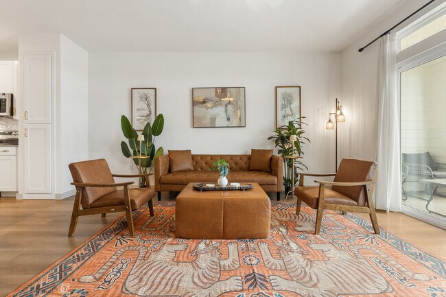 Foto del edificio - 1301 Leah Ave