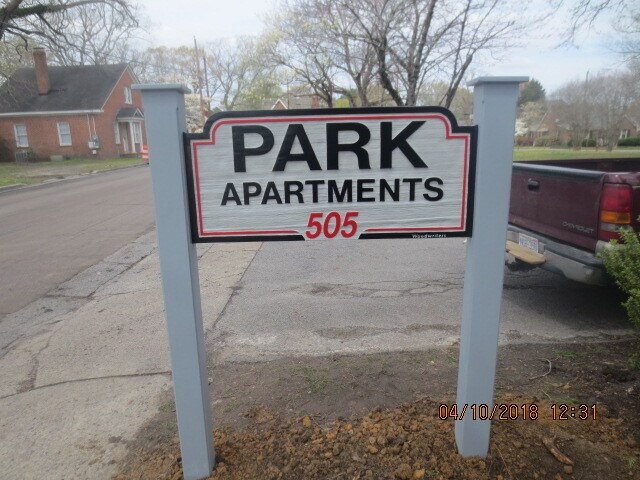 Park Apt. #16 at Park Apartments - 505 Park St