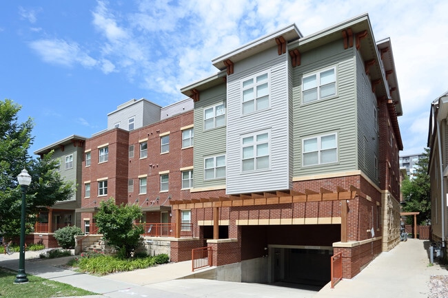 Building Photo - Sheelin Apartments