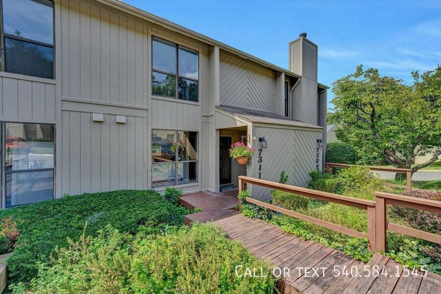 Photo - 7311 Maple Court-