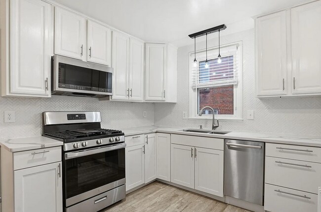 Foto del edificio - 742 Congress St SE