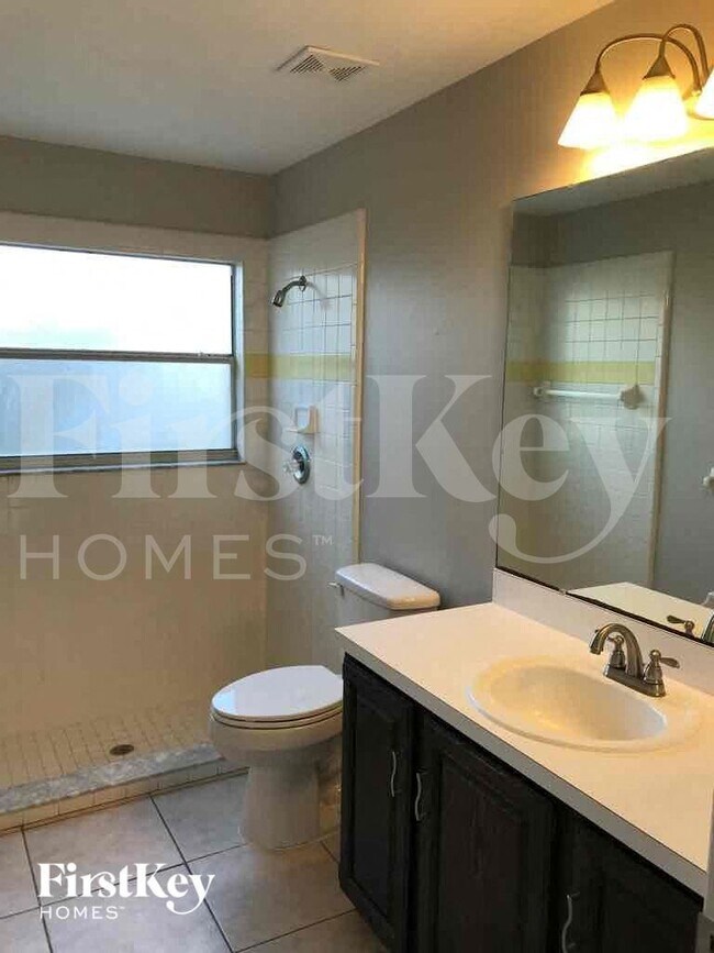 Foto del edificio - 308 Forrest Crest Ct